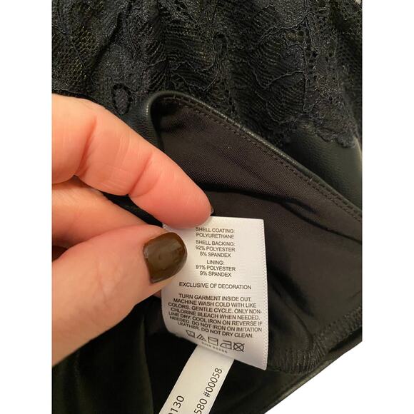 Express Body Contour NWT Faux Leather Cami top NWT - Picture 4 of 4